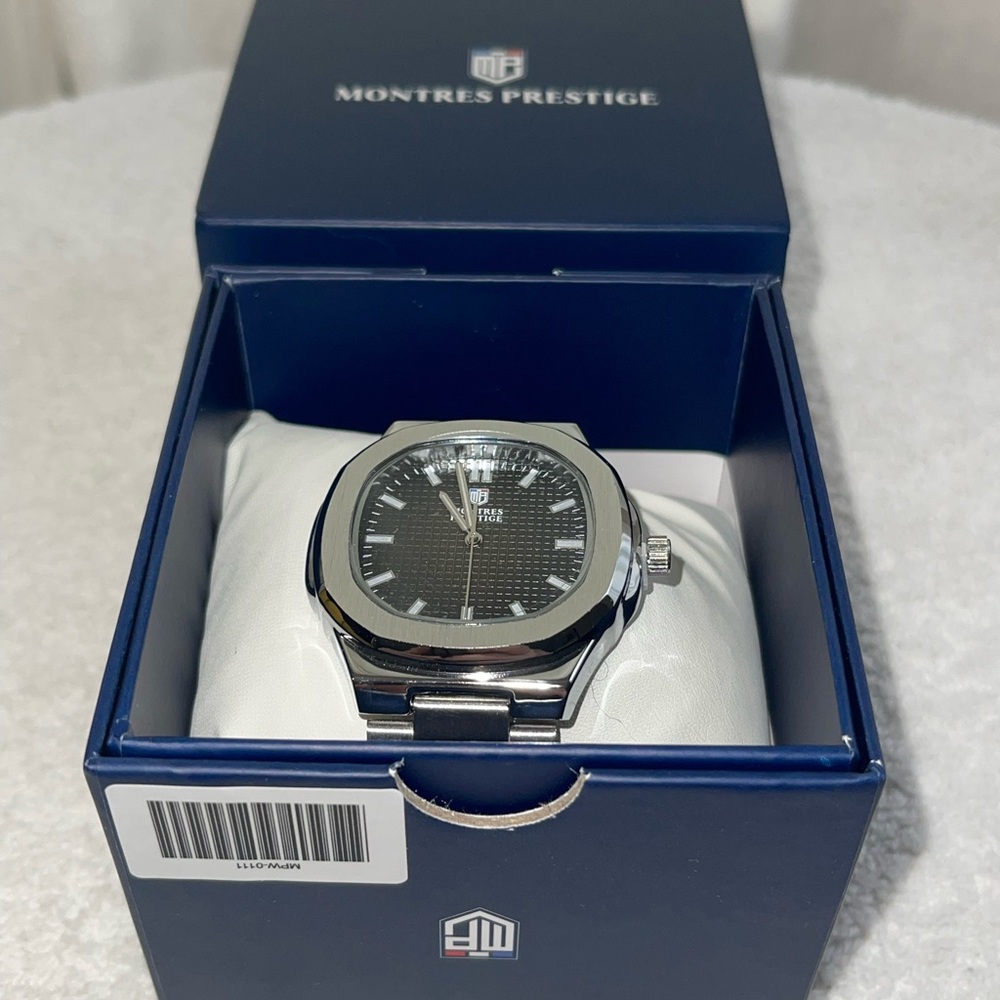 Montres Prestige MPW-0111 Men's Watch - Stainless Steel, 42 MM, Brand New